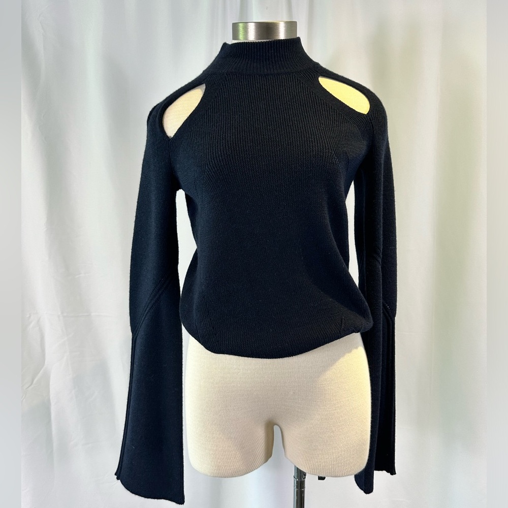 Z&V Mickey We cutout sweater brand new